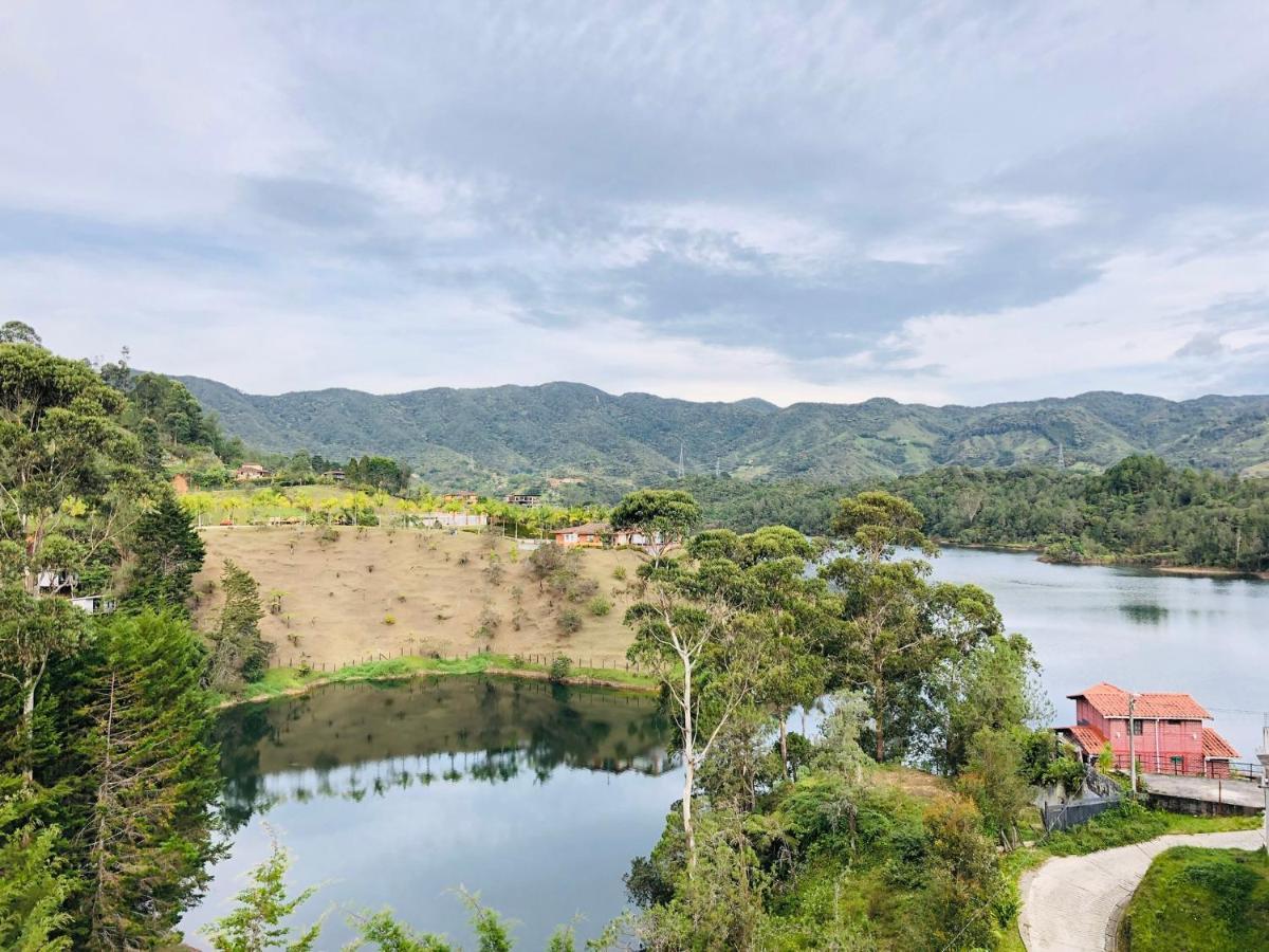 Magnus Luxury Place Guatape Apartamento Exterior foto